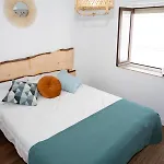 Apartament Edificio Reformado Con 2 Pisos En Centro
