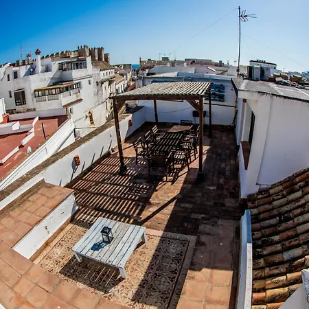 Edificio Reformado Con 2 Pisos En Centro